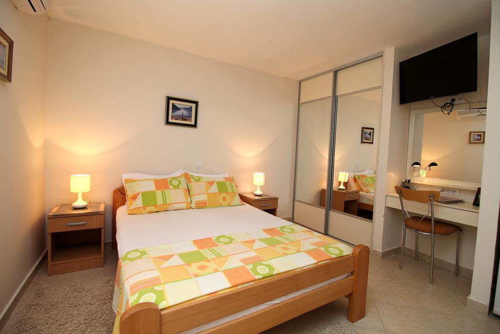 Apartments Kordic Kotor Exterior photo